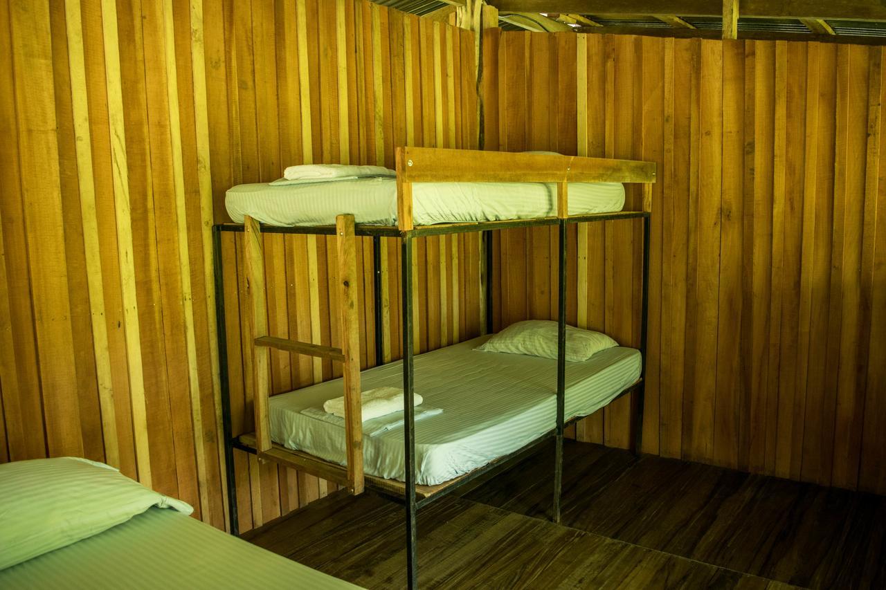 Albergue La Laguna Puerto Jiménez Esterno foto